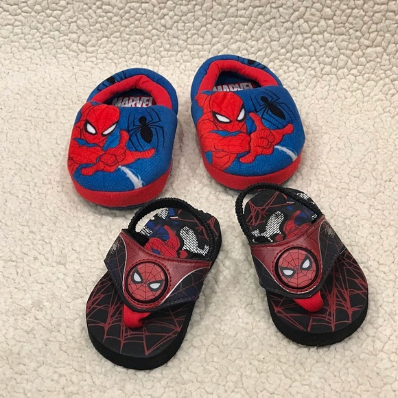 Marvel SpiderMan Sandals & Slippers Set
Sandals Light Up Small 5 - 6 Toddler - Picture 9 of 10
